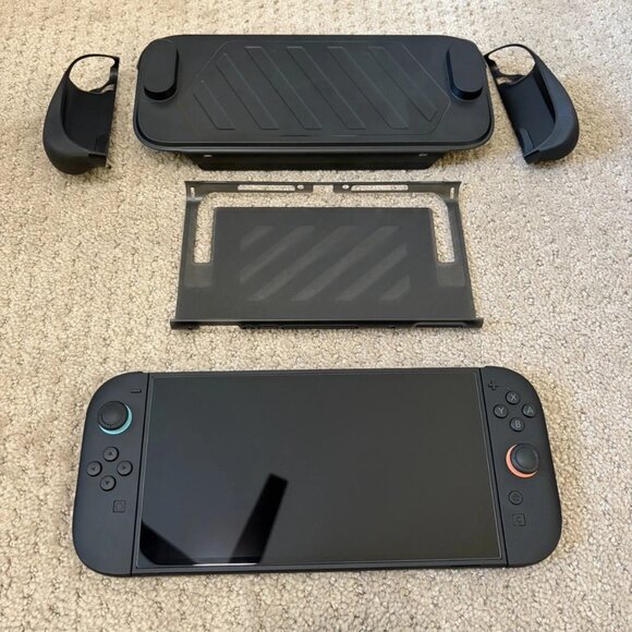 Nintendo Switch 2 With 8 Game Bundle, Extra Charger, Travel Case, And Extras. - Picture 5 of 15